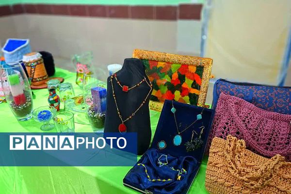برگزاری نمایشگاه به مناسب هفته ملی مهارت در شهرستان باشت