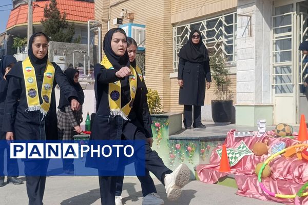 افتتاحیه المپیاد ورزشی درون مدرسه ای در دبیرستان مهر نیشابور