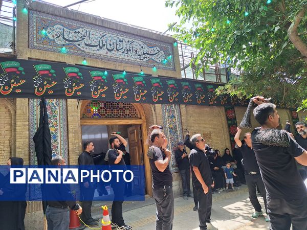 مراسم عاشورای حسینی در انگورستان ملک اصفهان