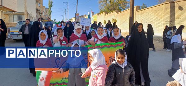 شوراب صغیر میزبان راهپیمایی باشکوه ۱۳ آبان و بزرگداشت روز دانش‌آموز