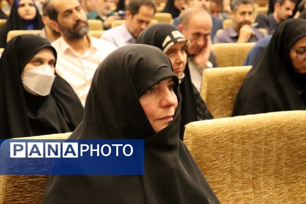 اولین جلسه حوزه معاونت پرورشی منطقه ۶ با محوریت اصل نماز