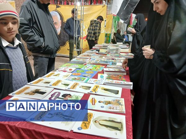 برپایی نمایشگاه حدیث غربت همراه با میزبانی شهید گمنام