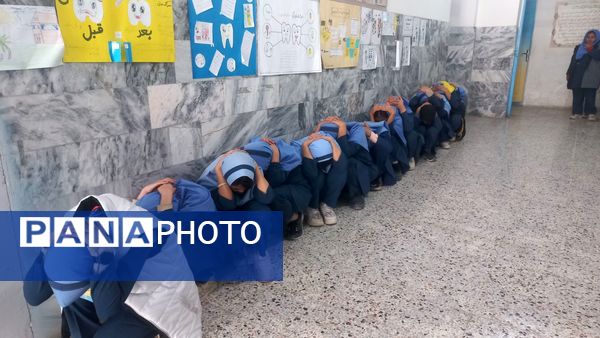 بیست و هفتمین مانور سراسری زلزله در مدرسه فرهنگ خلیل آباد 