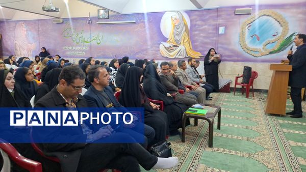 بازدید مدیرکل آموزش و پرورش استان اصفهان از مدرسه حضرت زینب (س) ناحیه ۴ (در طرح نماد)