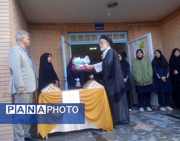  اجرای طرح انس با قرآن دبیرستان خاص نمونه فرهنگ مهر فاطمی