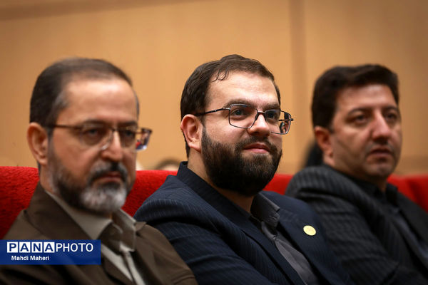 مراسم آموزش کاروان‌های عمره دانش‌آموزی به دانش‌آموزان عازم سرزمین وحی