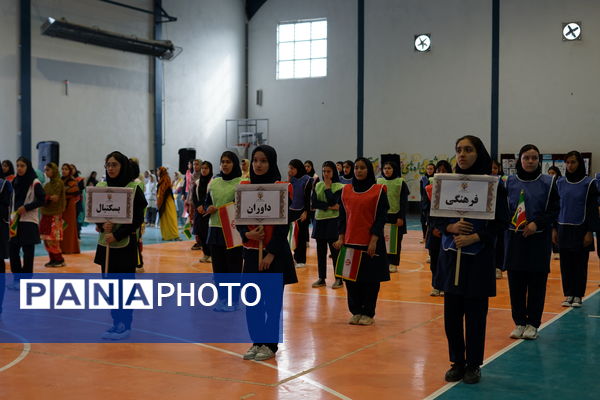 آیین متمرکز کشوری المپیاد ورزشی درون مدرسه‌ای در آق قلا 
