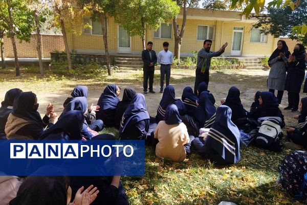 حضور دانش‌آموزان ناحیه یک شهرکرد و لاران در اردوی «طرح تمشک» 