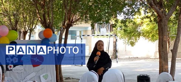 جشن روز پرستار در مدرسه مولوی فین