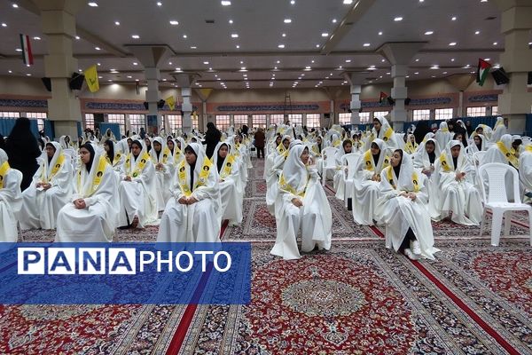 تمرین آمادگی گروه پیشتازان برای اجرا در اجلاسیه سراسری نماز