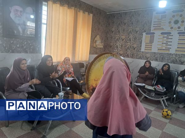 جشن متنوع میلاد حضرت زینب (س) در مدرسه شهید هادی آریایی