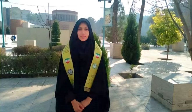 بازدید دانش‌آموزان پایه نهم دبیرستان ابویی‌نژاد از موزه دفاع مقدس