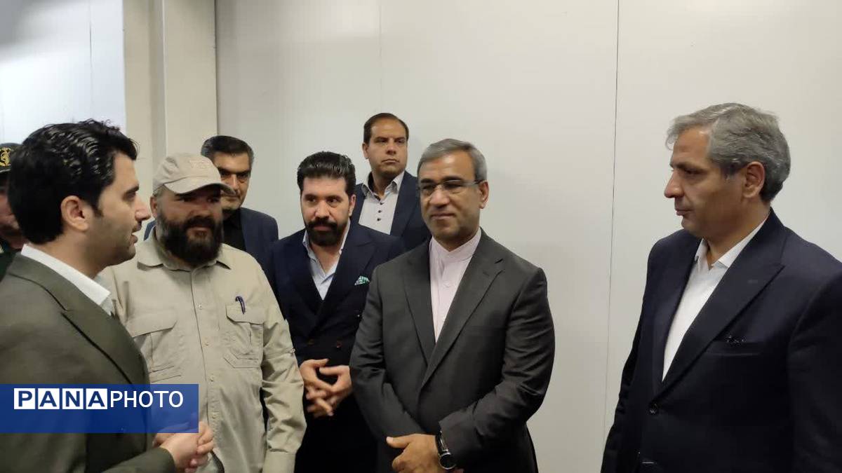 استاندار خراسان رضوی از شرکت عصاره‌گیری پردیس کاشمر بازدید کرد