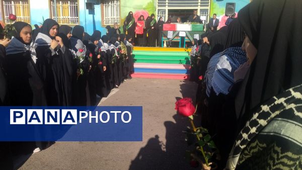 حضور پرمهابت شهید گمنام به مدرسه حضرت زینب صدرا و گرامیداشت مراسم پرچم‌گردانی امام حسین(ع) در هشتگرد