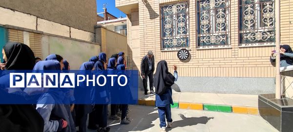 مسابقات استعداد یابی دارت در دبستان دخترانه آزادی شیروان