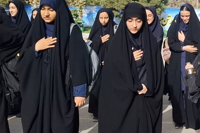 کلاس‌های پیش نیاز سال تحصیلی در مدرسه شاهد تقوا پیشگان 