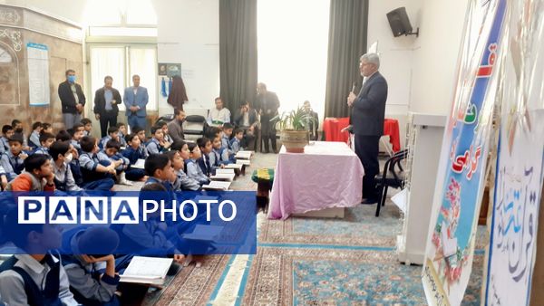 محفل انس با قرآن در مسجد امام سجاد(ع) شهرستان خلیل آباد