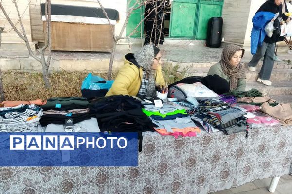 برپایی غرفه‌های اقتصاد مقاومتی؛ نماد شکوفایی و هم‌افزایی در هفته بسیج