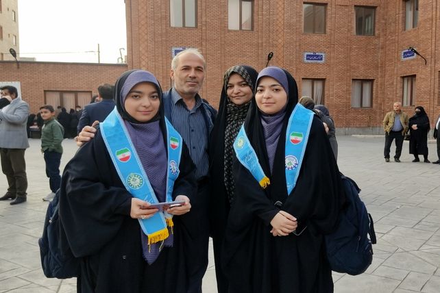 اعزام دانش‌آموزان دختر منتخب سازمان دانش‌آموزی استان اردبیل به سفر معنوی حج عمره مفرده 