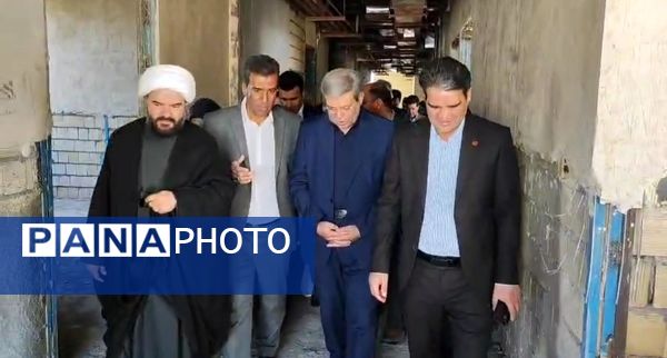  بازدید رئیس سازمان بهزیستی کشور از پروژه نهضت ملی مسکن مددجویان بهزیستی در کاشمر 