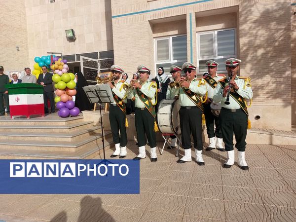 آیین سال تحصیلی جدید در مدرسه شاهد پوررضایی یزد