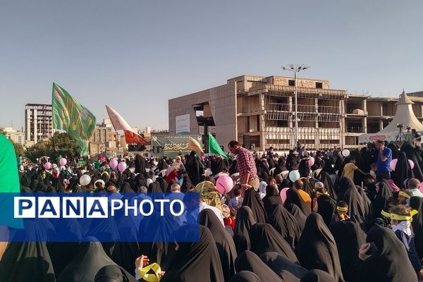 جشن مردمی بیعت به‌مناسبت اغاز امامت حضرت مهدی (ع)