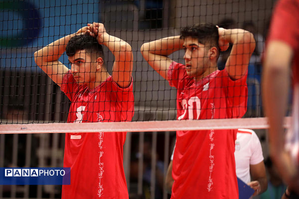 مسابقات دانش‌آموزی والیبال زیر 15 سال قهرمانی جهان (ایران - چین )