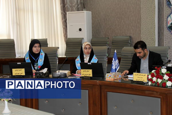 از دل کرمان تا قلب آینده؛ آغاز هم‌اندیشی دختران مجلس دانش‌آموزی