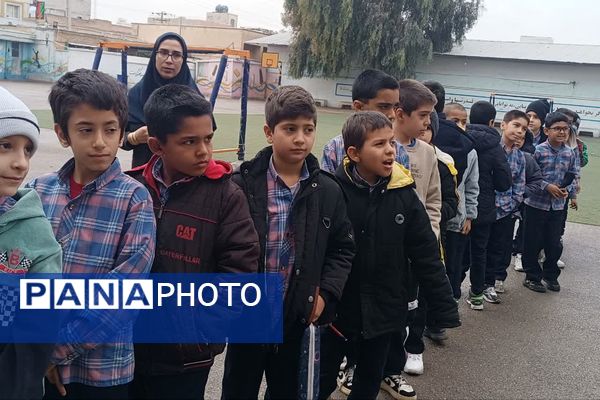 نمایشگاه ایرانمون در دبستان علی ابن ابی طالب 