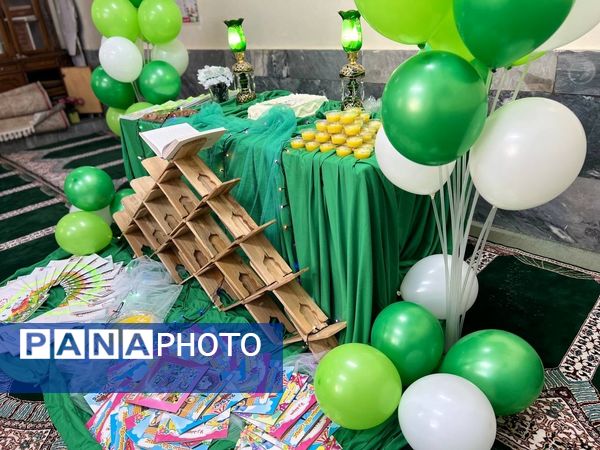 جشن قرآن در دبستان دخترانه المهدی ناحیه 2 کرج و شهرستان فردیس