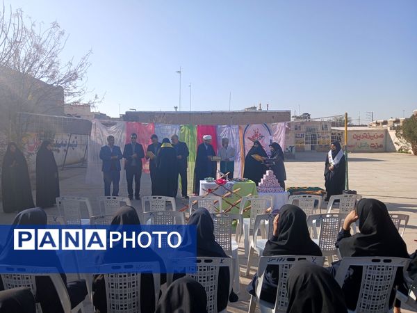 گرامیداشت هفته قرآن، عترت و نماز در آموزشگاه مرحوم صفری شهرستان خلیل آباد