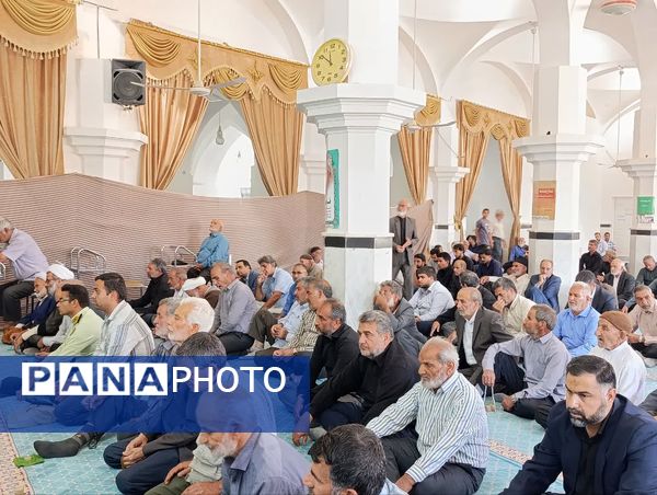 برگزاری نماز عبادی سیاسی جمعه همزمان با شروع هفته انتظامی در شهرستان خلیل اباد 