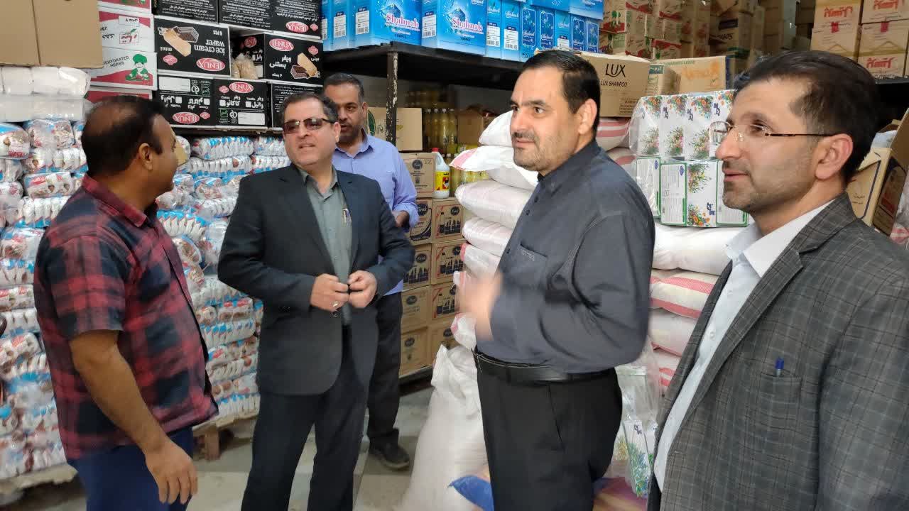 بازدید و نظارت بر بازار با حضور فرماندار و رئیس اداره صمت شهرستان کاشمر