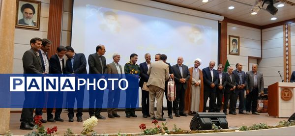 مراسم تکریم مدیر پیشین آموزش و پرورش شهرستان گناباد