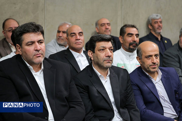 دیدار جمعی از معلمان با رهبر معظم انقلاب