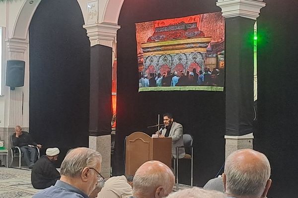 مراسم شب اربعین در مسجد الهادی نیشابور