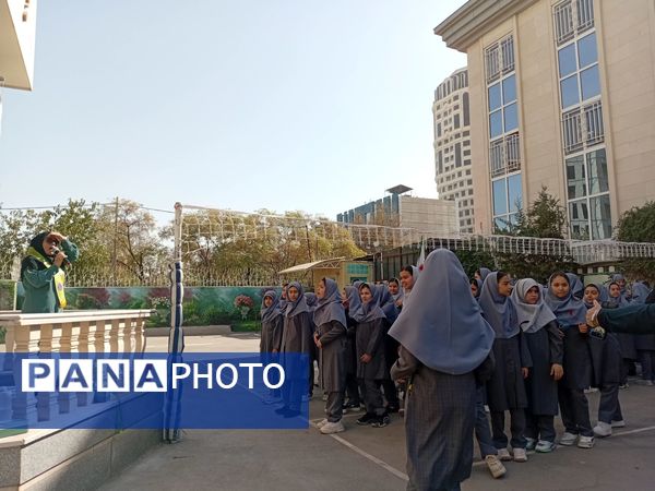 آماده سازی دانش آموزان پیشتاز برای جشن عاطفه ها