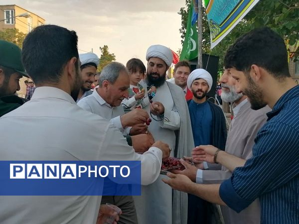 جشن یک کیلومتری عید غدیر در شهرستان بام و صفی آباد 