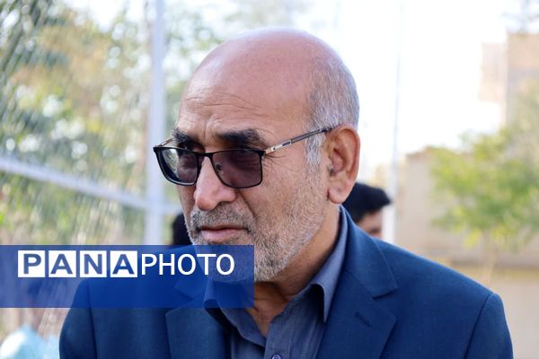 افتتاح زمین چمن دبیرستان دوره اول استعدادهای درخشان شهیدان مزیدی 