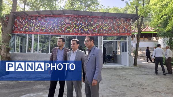 همایش پیاده‌روی کارکنان آموزش‌وپرورش کهگیلویه و بویراحمد به مناسبت هفته معلم و ولادت امام رضا (ع)