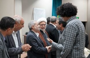 تقدیر از دانش‌آموز طلایی المپیاد نانو در خراسان جنوبی