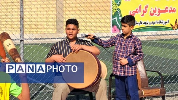 افزایش شور و نشاط دانش‌آموزان با افتتاح زمین چمن جدید دبستان امید و نوید فارسان