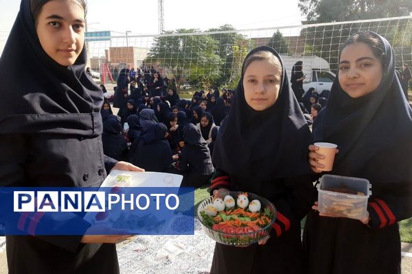 برگزاری اردوی درون‌مدرسه‌ای با محوریت صبحانه سالم در آموزشگاه هیأت امنایی فرزانگان ملارد