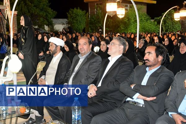 هفته‌ای برای ستایش دانایی؛ جشن معلمان در تالار ملک برگزار شد