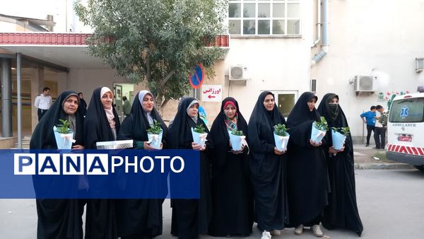 تقدیر از درمانگران سفیدپوش