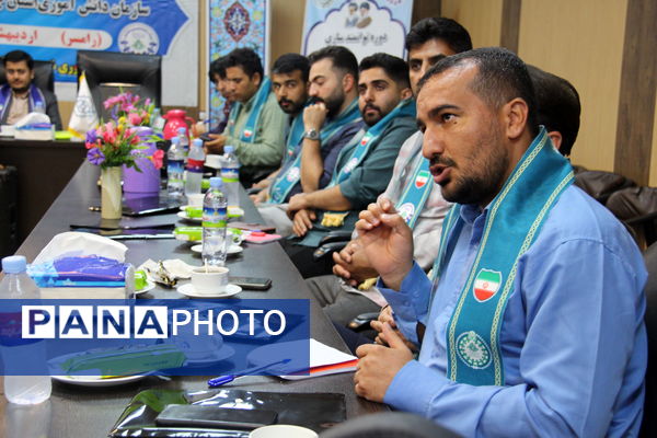 دوره توانمندسازی مربیان پیشتاز استان چهارمحال‌وبختیاری در رامسر 