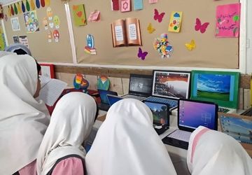 نمایشگاه دست‌سازه دانش‌آموزی