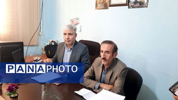 کارگاه توانمندسازی مربیان پرورشی در لوداب 