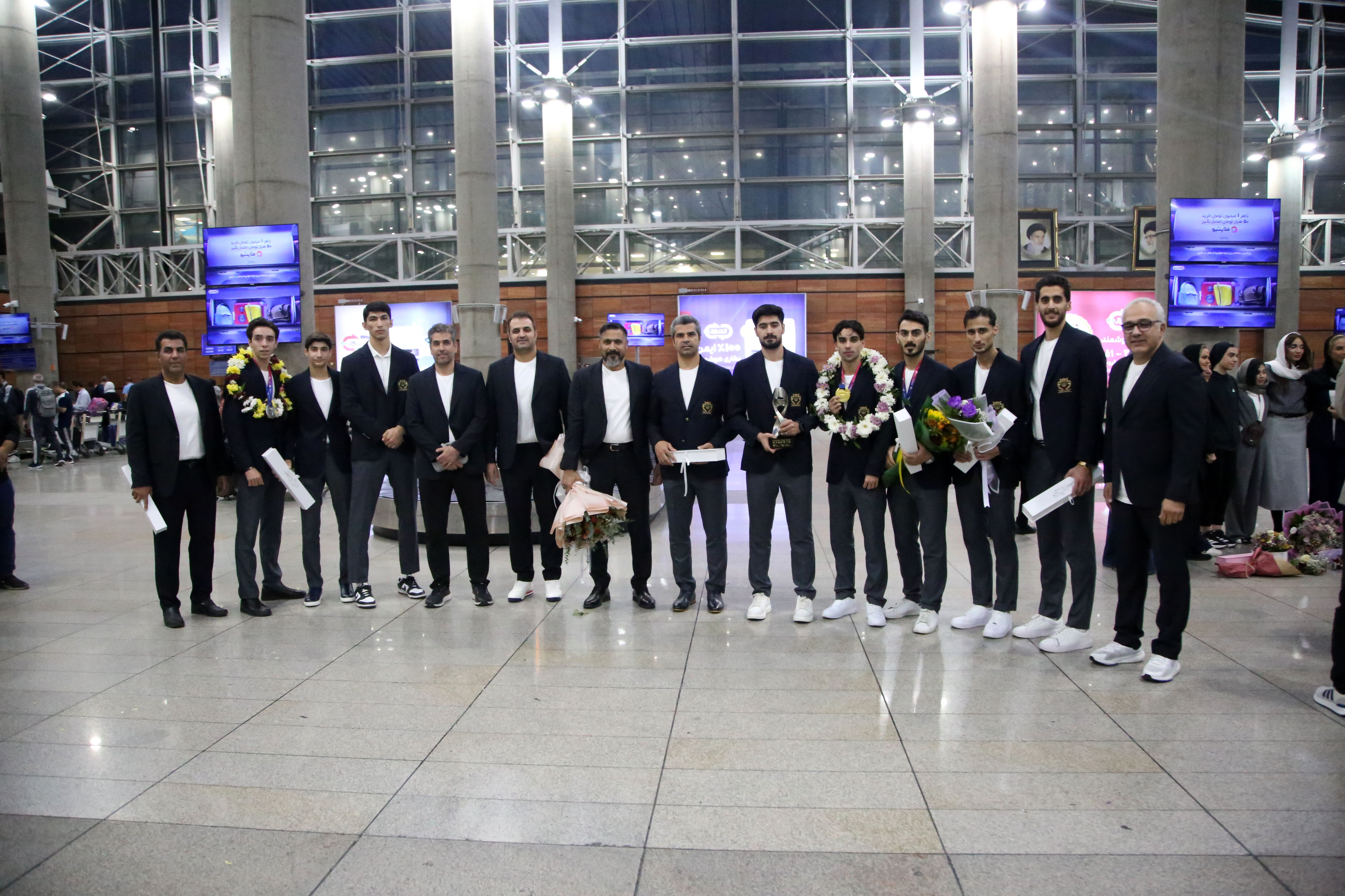 بازگشت تیم ملی تکواندو با کسب عنوان نایب‌قهرمانی