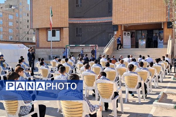 مراسم پدافند غیرعامل در دبیرستان بشارت بهارستاندو